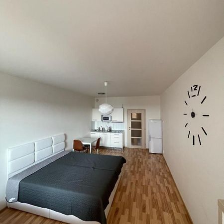 Apartment 153 - Rezidence Eliska - Prague 9 ภายนอก รูปภาพ