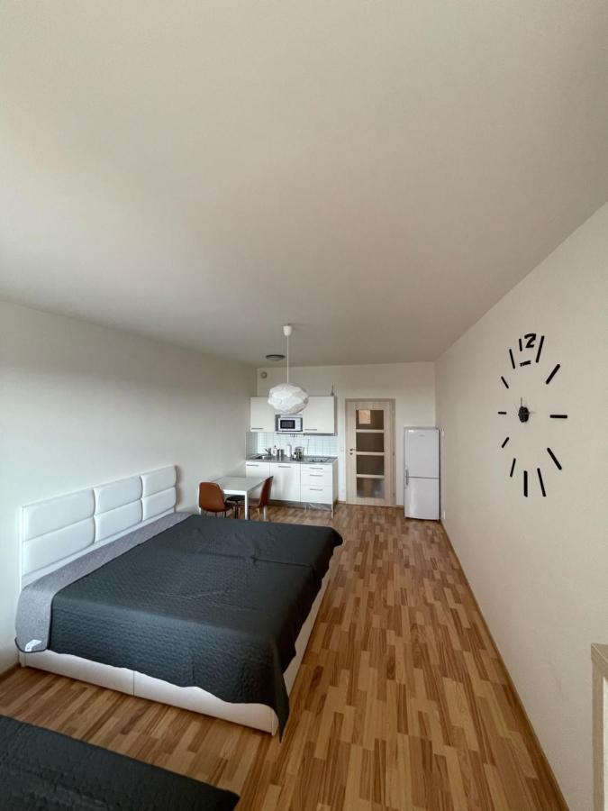 Apartment 153 - Rezidence Eliska - Prague 9 ภายนอก รูปภาพ