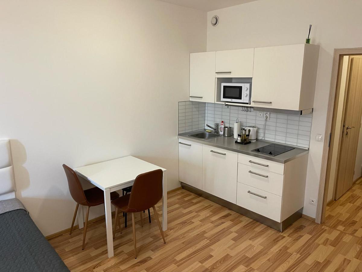 Apartment 153 - Rezidence Eliska - Prague 9 ภายนอก รูปภาพ